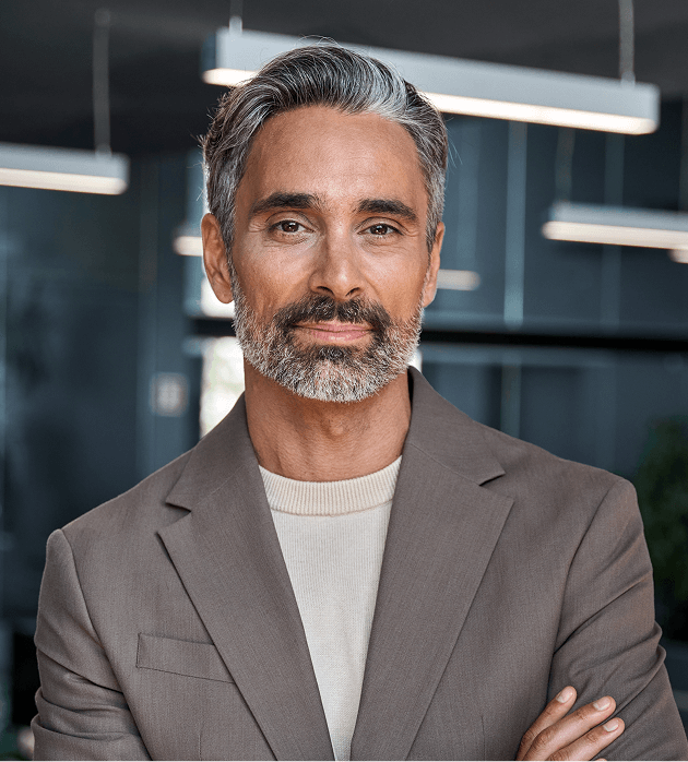 Adam Lewis — Financial Analyst at TheSolarDealsFX