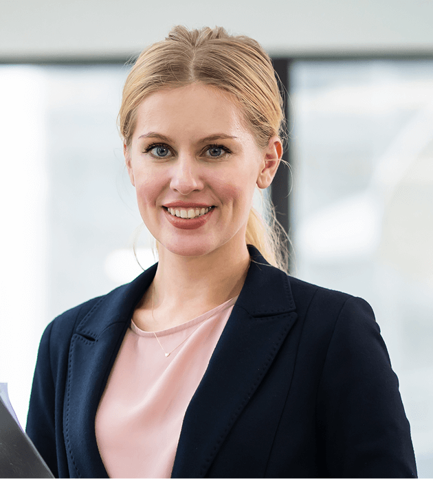 Hanna Richard — Credit Analyst at TheSolarDealsFX